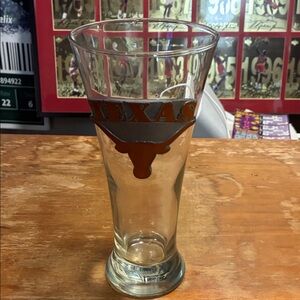 Texas Longhorn Pint Glass with etched longhorn logo